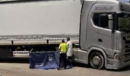 Gaziantepte tırın motosiklete çarpması sonucu 2 kişi öldü