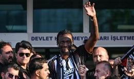 Beşiktaş'a Tammy Abraham hayırlı olsun! Roma'yla yapılan anlaşma ortaya çıktı