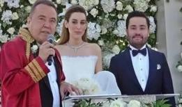 Antalya Büyükşehir Belediye Başkanı Muhittin Böcek'in Oğlu firari eski gelini gözaltında!