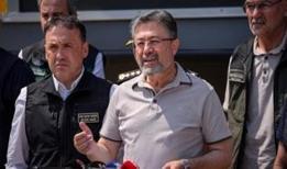 Tarım ve Orman Bakanı Yumaklı: Üç ildeki orman yangınları kontrol altında
