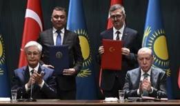Türkiye ve Kazakistan'dan medya diplomasisi! İletişim Başkanı Duran'dan imzalanan anlaşmaya ilişkin açıklama