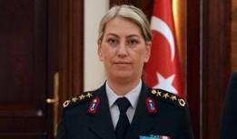 Cumhurbaşkanı Erdoğan imzayı attı: Jandarma'nın yeni paşası Gülden Mat Şakir oldu