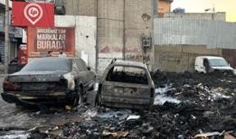 İzmir'de ''ihmal ve çöp'' belediyecilik! Yangın çıktı araçlar küle döndü
