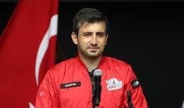 Selçuk Bayraktar'dan yeni müjde... "Büyük sürprizimiz olacak"