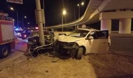 Amasya'da iki otomobil çarpıştı, 4 kişi yaralandı