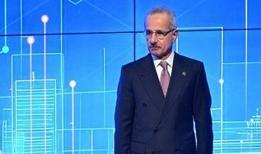 Bakan Uraloğlu, 5G ihalesinin 16 Ekim'de gerçekleştirileceğini bildirdi