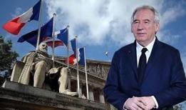 Başbakan François Bayrou güvenoyu alamadı: Fransa'da hükümet düştü