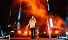 Çanakkale Kültür Yolu Festivali: Salman Tin'in enerjik performansıyla unutulmaz bir final!