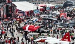 Ayakları yere basmayan festivalde 2. gün: TEKNOFEST'te heyecan sürüyor