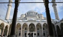 468 yıldır Süleymaniye Cami ve Külliyesi ihtişamını koruyor
