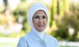 Emine Erdoğan'dan Gazze'ye destek dalışı yapan Şahika Ercümen'e tebrik