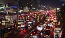 İstanbul'da trafik yine kilit! Yoğunluk yüzde 83