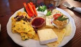 Endokrinolog uyarıyor! Bu kahvaltı alışkanlıkları ömrünüzü kısaltıyor