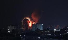 Soykırımcı İsrail'den Lübnan'a saldırı... Topçu ateşi açtılar