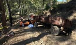 Antalya'da traktörün altında kalan sürücü hayatını kaybetti