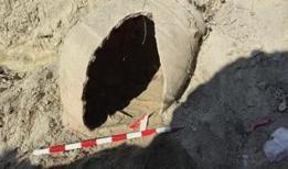 Milattan önce 1500 yılına ait! Su borusu döşemek için açılan çukurda bulundu