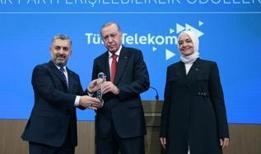 Teknolojiyle engeller aşılıyor... Türk Telekom'a Dijital Erişilebilirlik ödülü