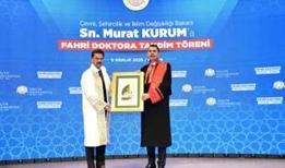 Bakan Kurum'a, mezun olduğu Konya'daki üniversitede fahri doktora unvanı verildi