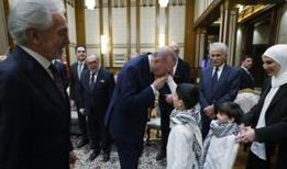 Cumhurbaşkanı Erdoğan, Gazze'de görev yapan Foto Muhabir Ali Jadallah'ın eşi ve çocuklarını kabul etti