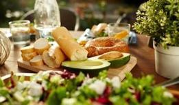 Dengeli beslenme! Hangi zararlı yiyecekler bazen yenilebilir, hangileri yasak?