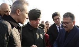 Iğdır Valisi Turan, Ermenistan sınırındaki Alican Sınır Kapısı'nda inceleme yaptı