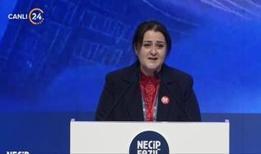 Necip Fazıl Ödülleri... Peren Birsaygılı Mut'tan duygulandıran sözler: Ödülümü büyük Filistin halkına ithaf ediyorum! 