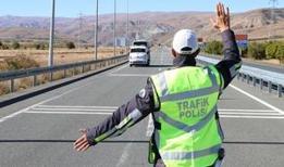 Trafik düzenini bozana rekor cezalar yolda