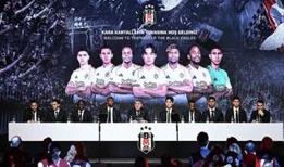 Beşiktaş'ın yeni transferlerinden imza şov! Görücüye böyle çıktılar