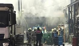 Eyüpsultan'da 3 ayrı iş yerinde yangın!