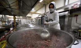 CHP'li Mersin Büyükşehir Belediyesi'nin aşevinde at eti skandalı