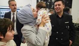 Bakan Göktaş: Her daim çocuklarımızın yanında olmaya devam edeceğiz