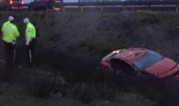 Pendik'te ticari taksi su kanalına uçtu: 3 ölü, 1 yaralı 