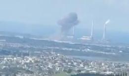 İran misillemesinin ardından İsrail'in Rabin Elektrik Santrali çevresinden dumanlar yükseldi