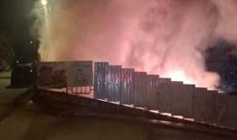 Üsküdar'da işçilerin kaldığı konteynerde çıkan yangın söndürüldü