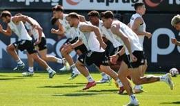 Beşiktaş, Samsunspor maçı için antrenmanlara devam ediyor