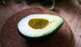 Uzmanlardan süper gıda uyarısı! Avokadoyu bu 2 besinle sakın yemeyin