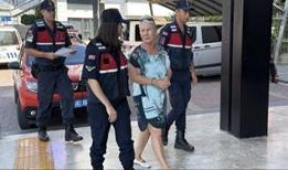 Müslüman mahallesinde salyangoz satmaya kalktı: "Haşema" küstahlığının bedeli ağır oldu