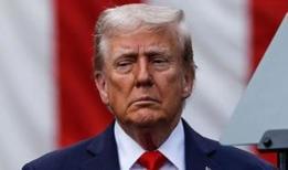 ABD'li Demokrat Senatör Murphy: Donald Trump, İran ile bu savaşı kaybetti