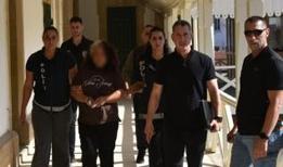 Yatak odasında ‘çakılı' cinayet!