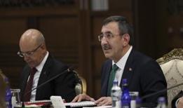 Cumhurbaşkanı Yardımcısı Yılmaz OVP rakamlarını açıkladı: Kur Korumalı Mevduat sıfır seviyesinde