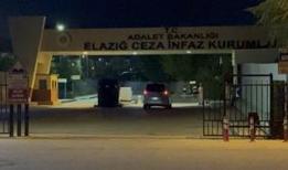 Elazığ'da cezaevinde yangın... Bazı mahkumlar dumandan etkilendi