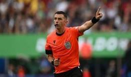 Türkiye-İtalya maçının hakemi Michael Oliver