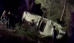 Antalya'nın Kumluca ilçesinde trafik kazası! 15 yaralı