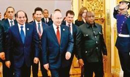 Putin&amp;#x27;den Afrika zirvesi! Ba&amp;#x11F;&amp;#x131;ms&amp;#x131;zl&amp;#x131;k &amp;#xE7;abalar&amp;
