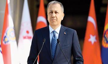 Bakan Yerlikaya'dan Özel'e jammer tepkisi: Koruma polisinin kamera bantlama görevi yok! Söylediklerin alçak bir iftiradır