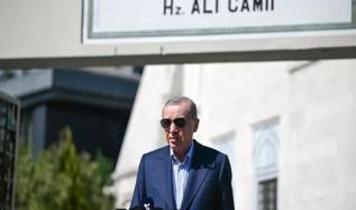 Cumhurbaşkanı Erdoğan, cuma namazını Üsküdar'daki Hz. Ali Camisi'nde kıldı
