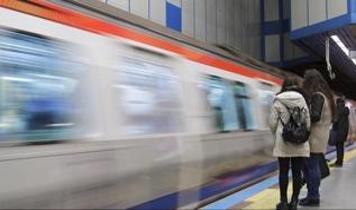 Reklam çok, önlem yok! Maltepe Metrosu'nda facianın eşiğinden dönüldü