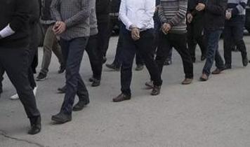 FETÖ soruşturmasında 13 şüpheli gözaltına alındı, firariler aranıyor