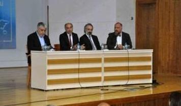 Gazeteci Özer: Yayılan her yalan bilgi Türkiye'yi geleceğinden uzaklaştırır