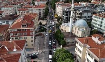 İstanbul'da İSKİ yolu kapattı! Bakırköy'de esnaf zorda...